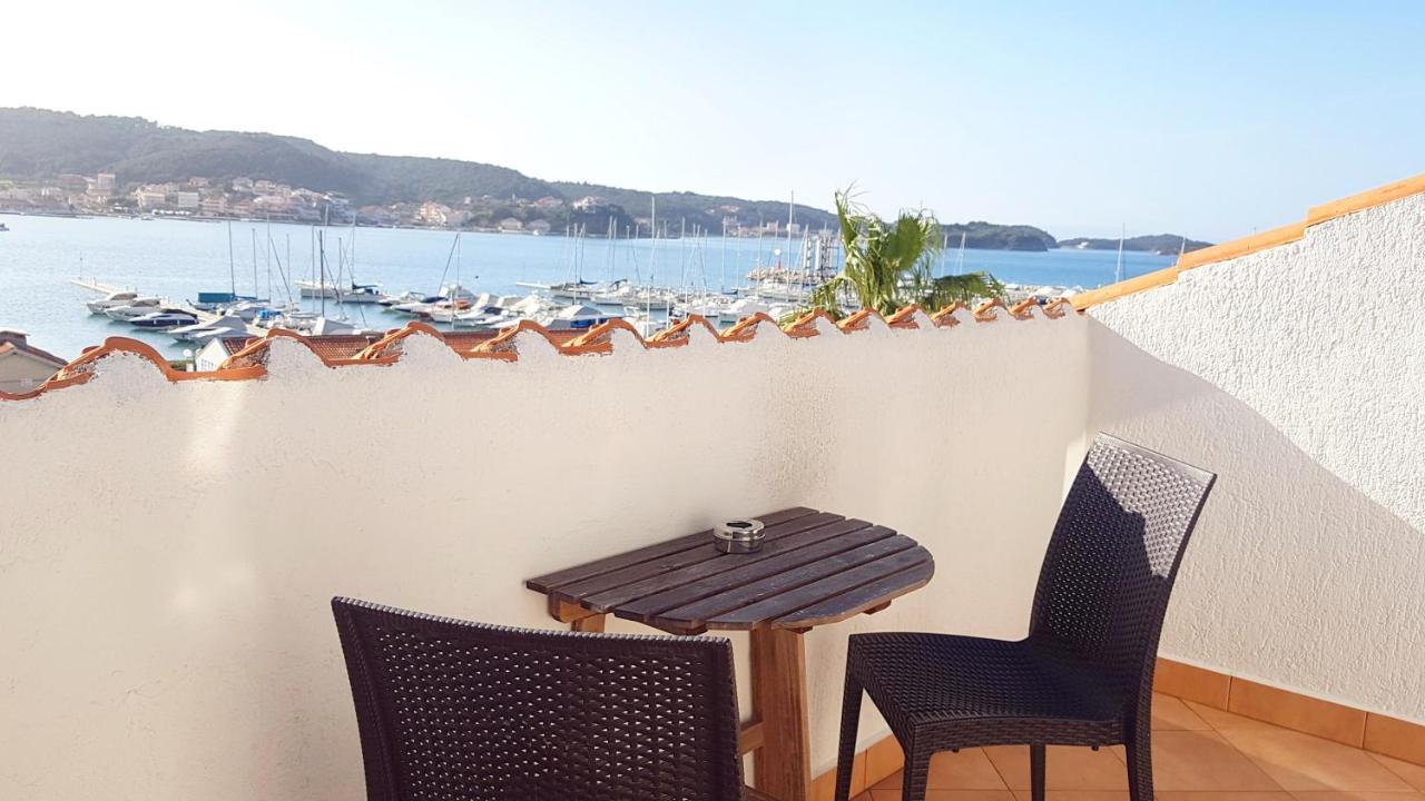 Guest House Galeb2 Supetarska Draga Exterior photo